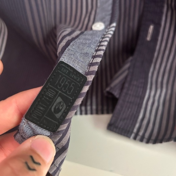 Point Zero Men's Black and Gray Striped Shirt L Semi Fit Y2K - Picture 7 of 16
